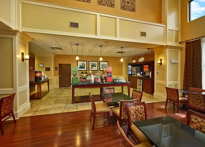 Hampton Inn & Suites Sevierville At Stadium Drive