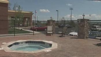 Hampton & Sevierville At Stadium Drive Hotel 3*
