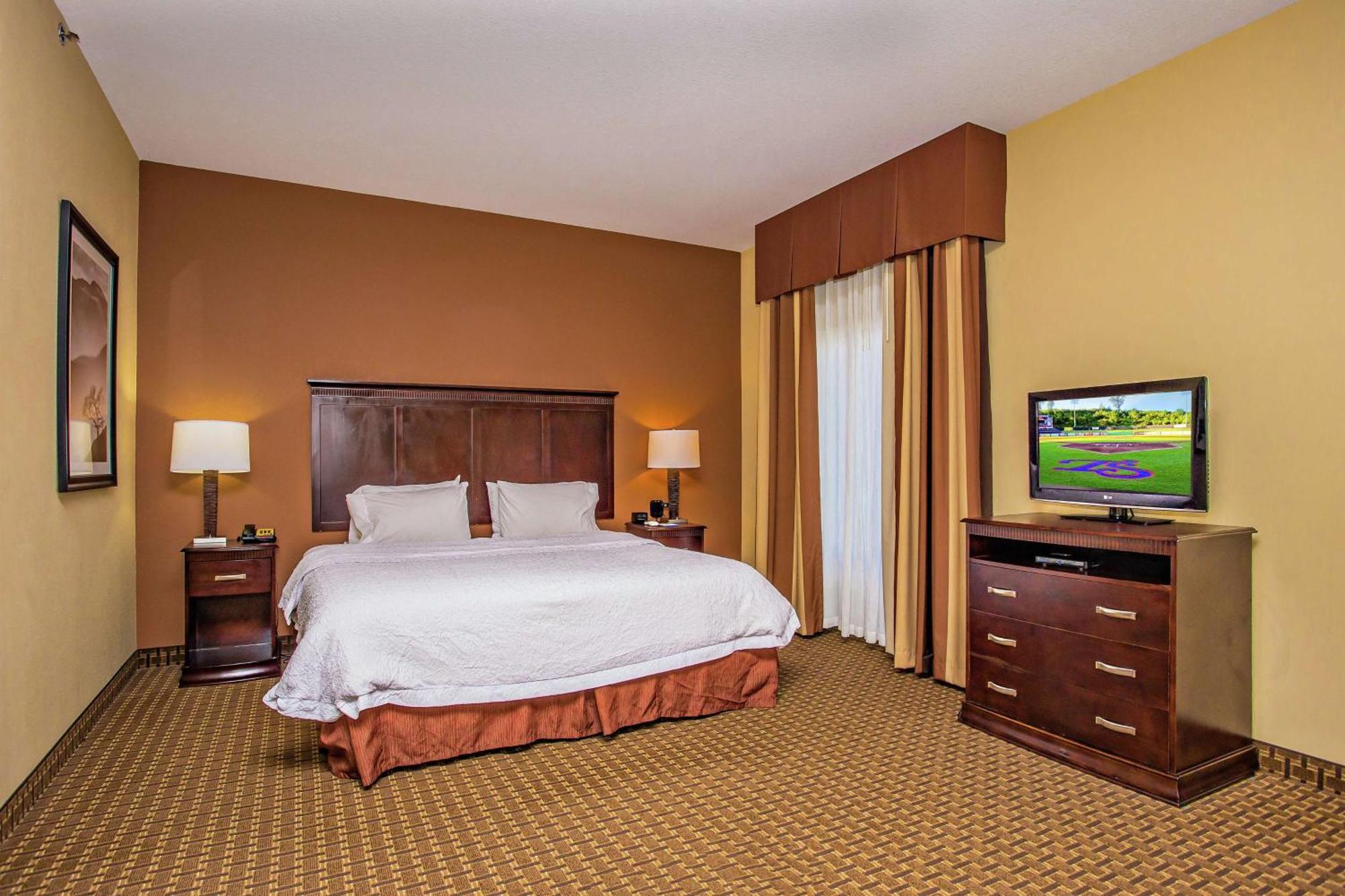 Hotel Hampton & Sevierville At Stadium Drive 3*