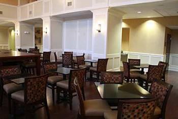 Hampton & Sevierville At Stadium Drive Hotel